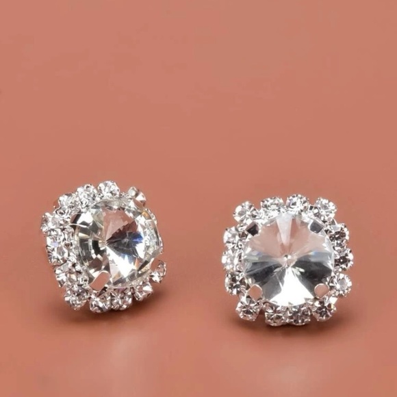 Rhinestone Stud Earrings - Picture 4 of 7